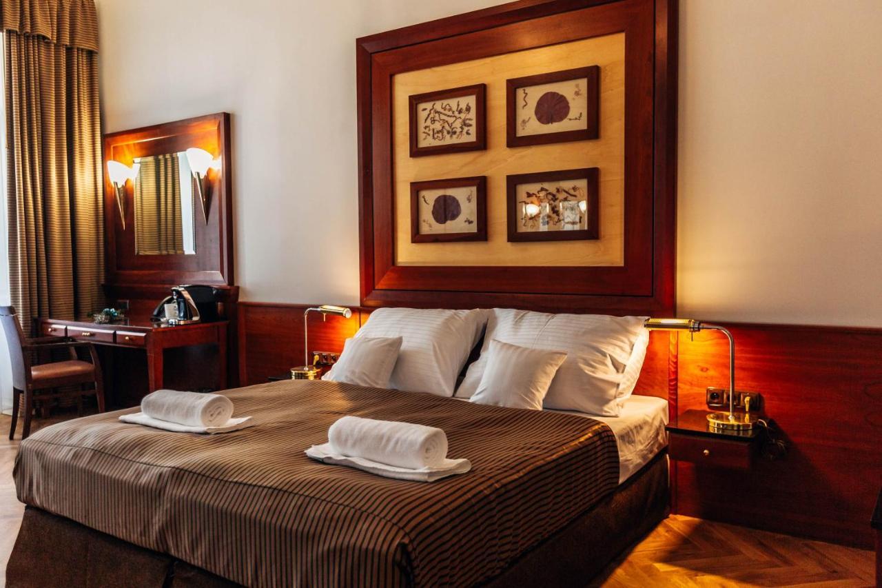 Hotel La Bohemia Карловы Вары Экстерьер фото