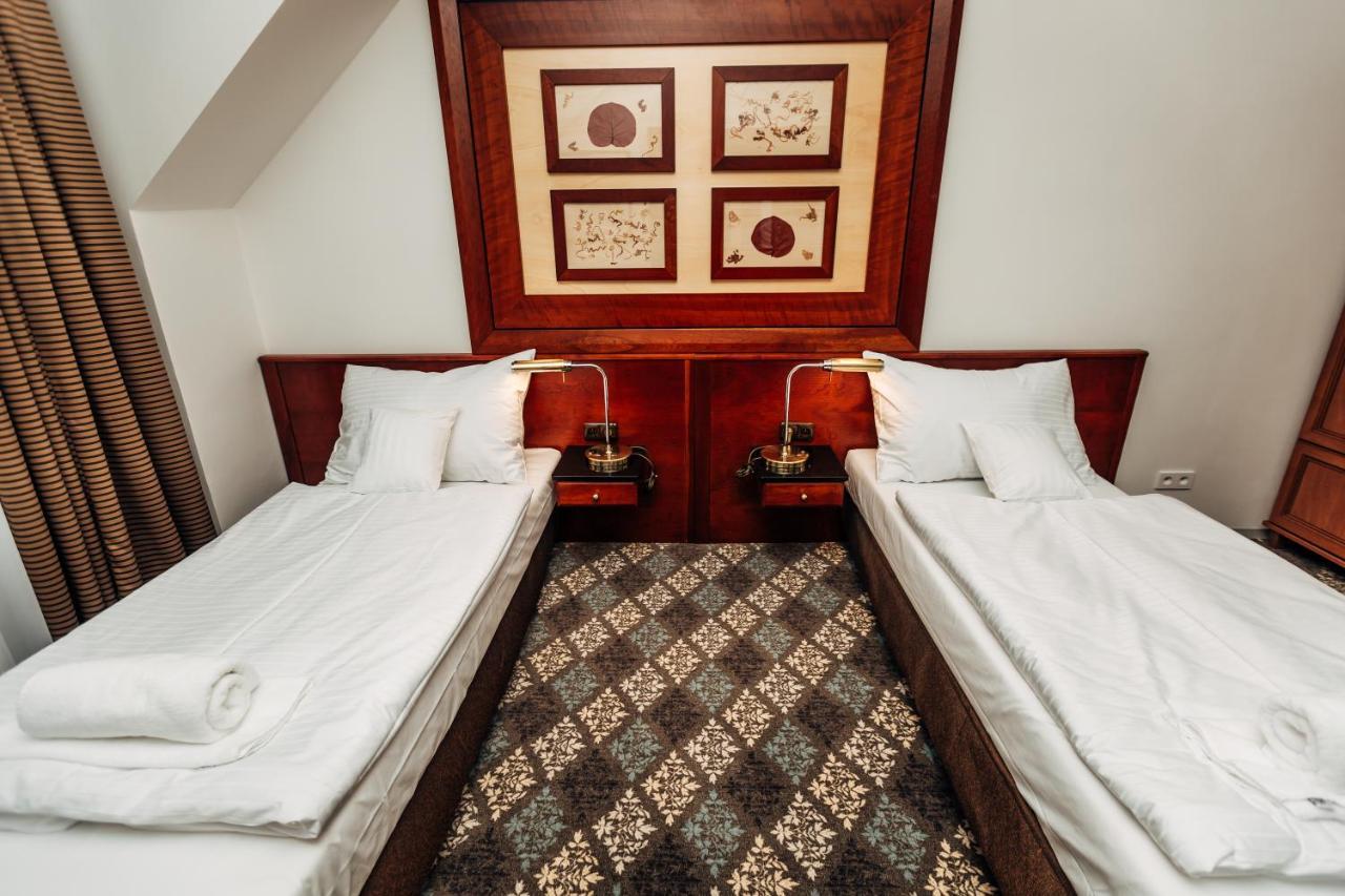 Hotel La Bohemia Карловы Вары Экстерьер фото