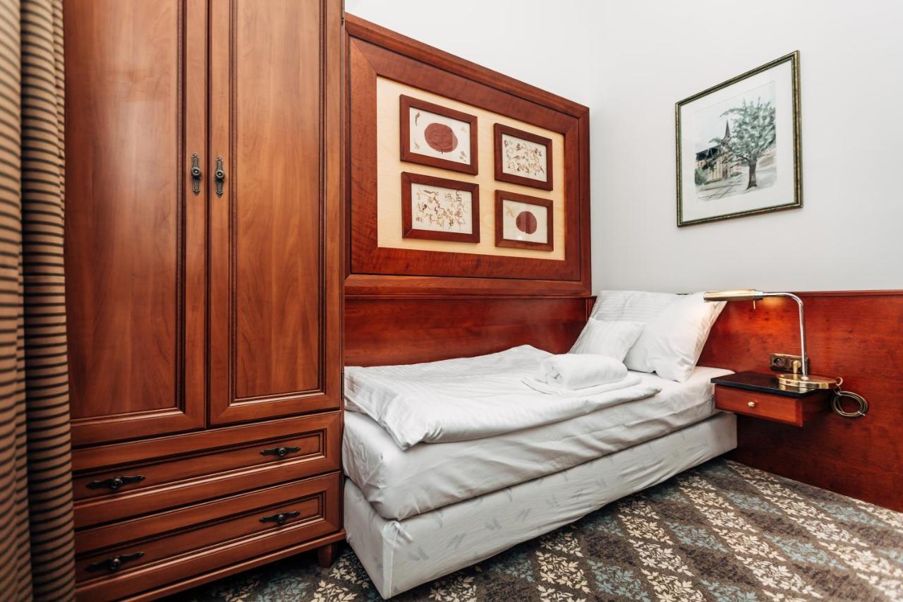 Hotel La Bohemia Карловы Вары Экстерьер фото